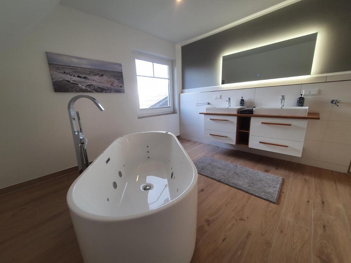 Ferienhaus Meerblick Pellworm Esterno foto